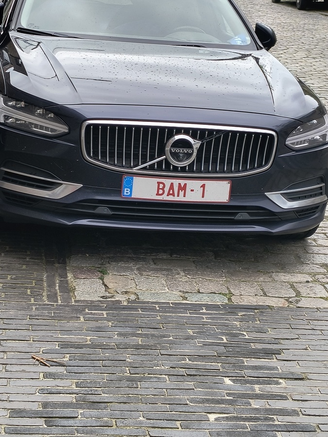 Tak się zastanawiam.
