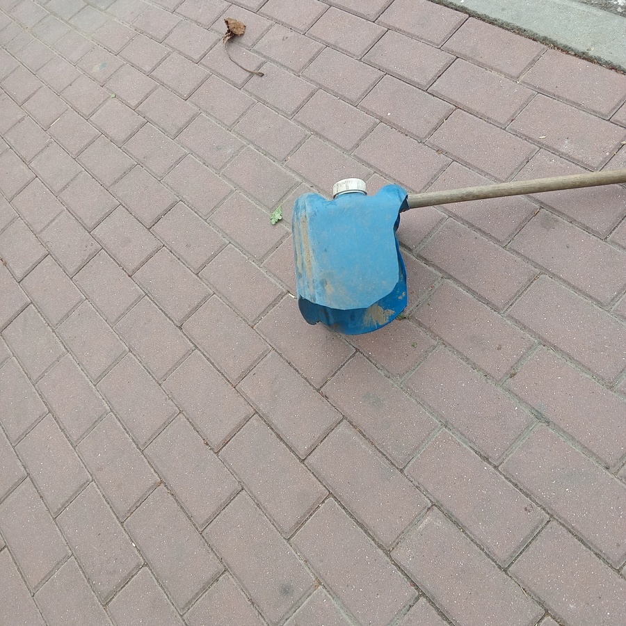 Szufelka i popielnica