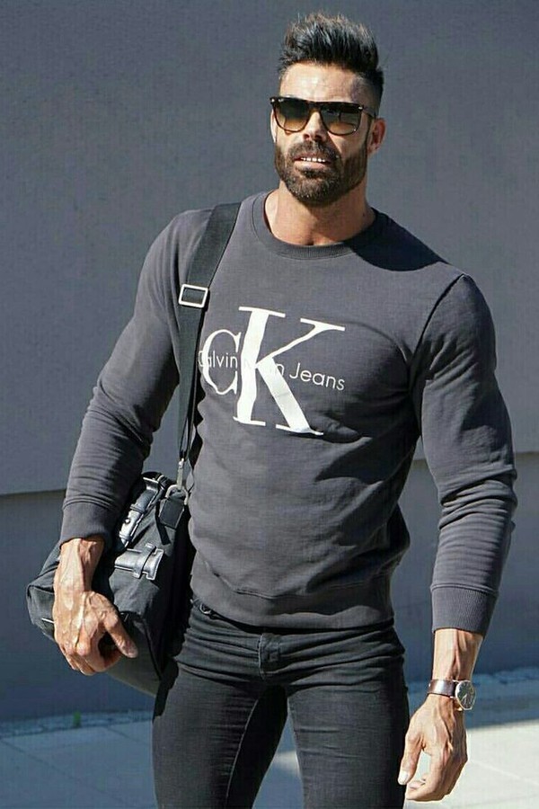 Dress code na "randki" z typiarami z ero i nie tylko.