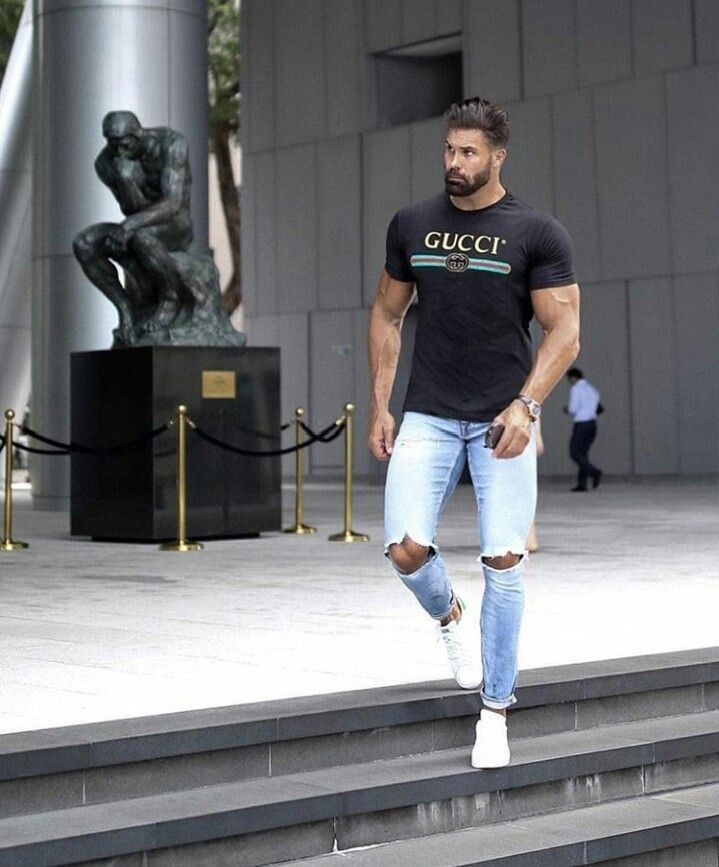 Dress code na "randki" z typiarami z ero i nie tylko.