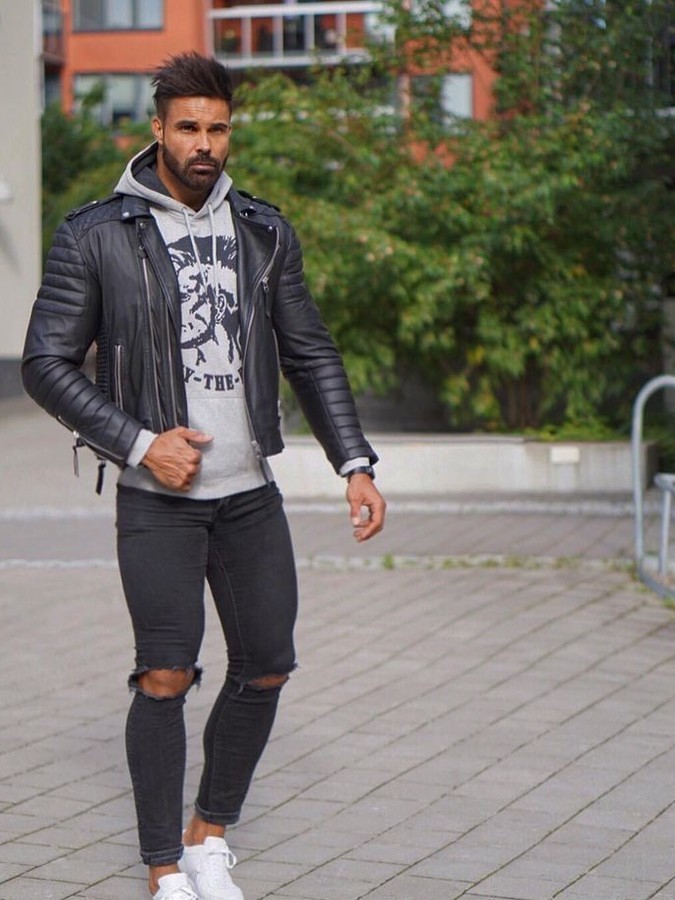 Dress code na "randki" z typiarami z ero i nie tylko.
