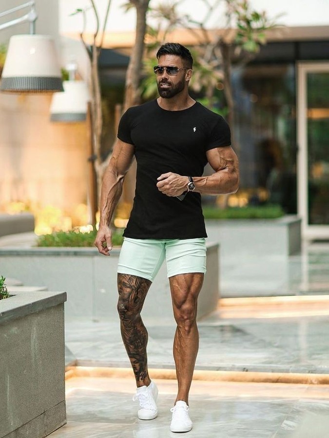 Dress code na "randki" z typiarami z ero i nie tylko.